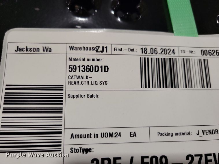 image for item KA9953 AGCO catwalk sections