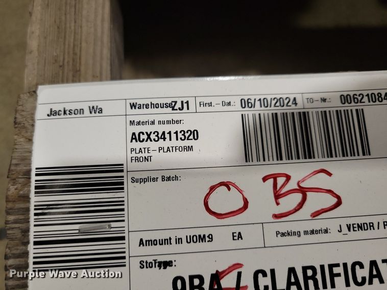 image for item KA9953 AGCO catwalk sections