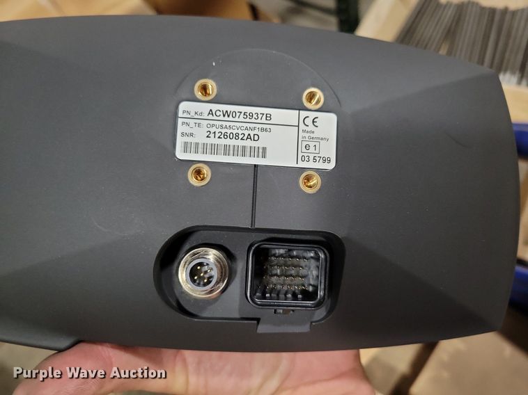 image for item KA9957 (12) AGCO terminals