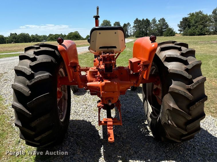 image for item MU9874 1959 Allis-Chalmers  D17 tractor