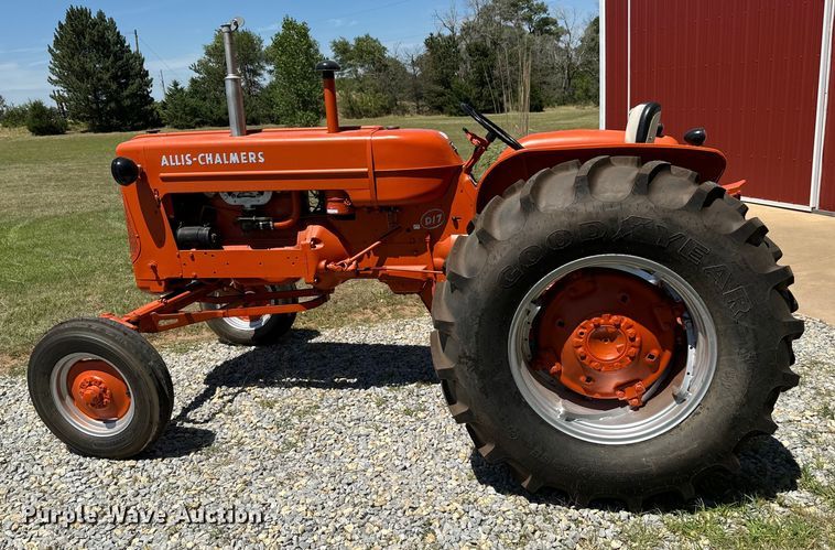 image for item MU9874 1959 Allis-Chalmers  D17 tractor