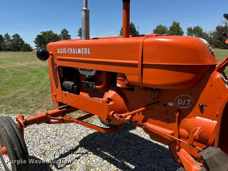 image for item MU9874 1959 Allis-Chalmers  D17 tractor