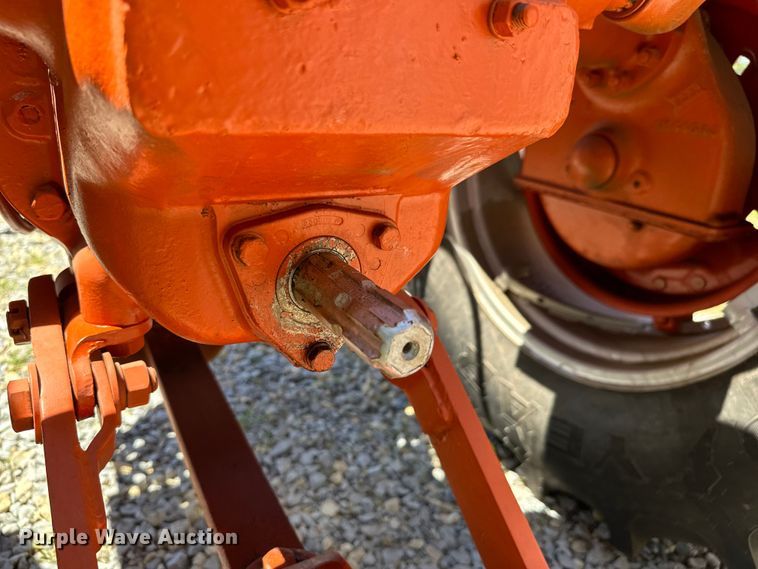 image for item MU9874 1959 Allis-Chalmers  D17 tractor