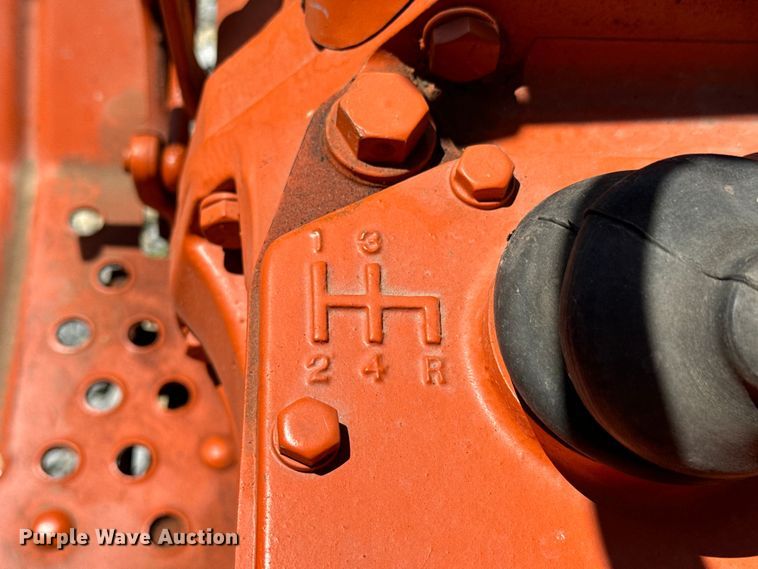 image for item MU9874 1959 Allis-Chalmers  D17 tractor