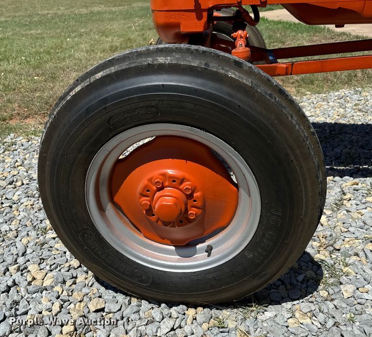 image for item MU9874 1959 Allis-Chalmers  D17 tractor