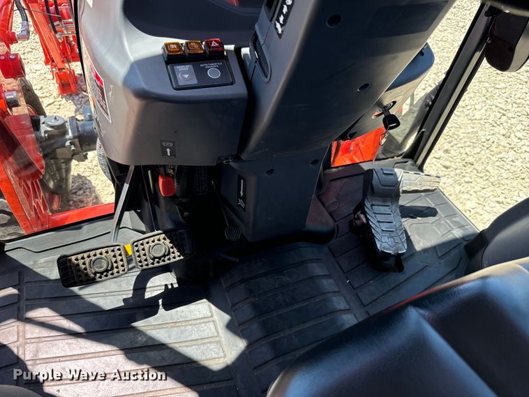 image for item NL9998 2021 Kubota  L6060D MFWD tractor 