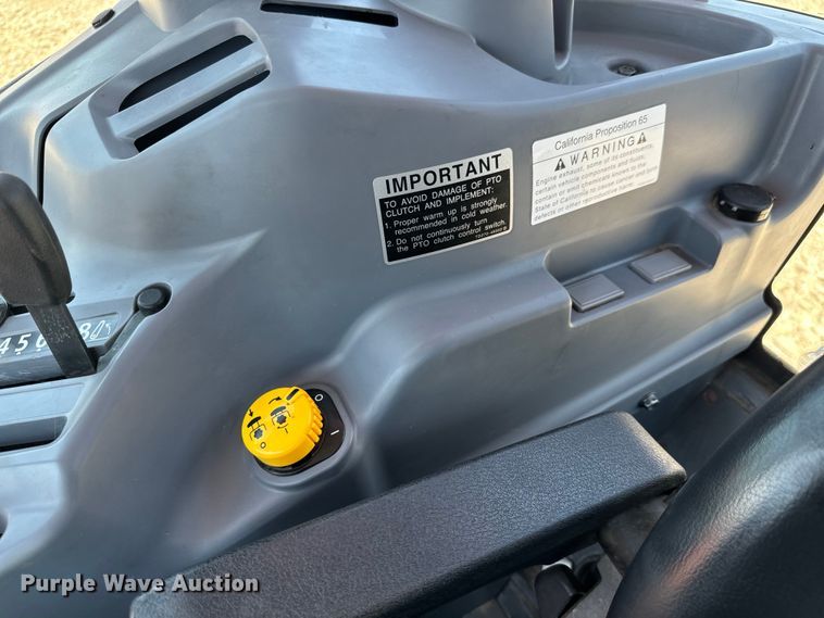 image for item NL9998 2021 Kubota  L6060D MFWD tractor 