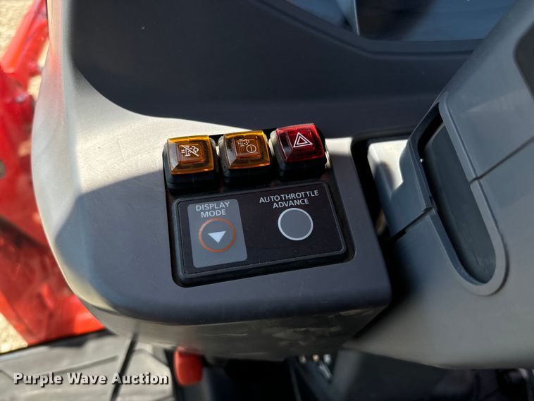 image for item NL9998 2021 Kubota  L6060D MFWD tractor 