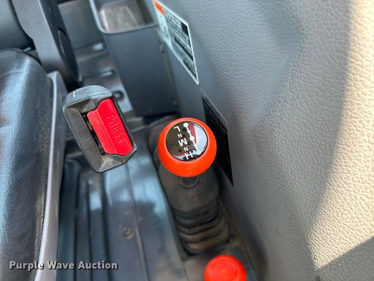 image for item NL9998 2021 Kubota  L6060D MFWD tractor 