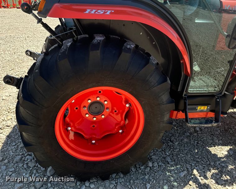 image for item NL9998 2021 Kubota  L6060D MFWD tractor 