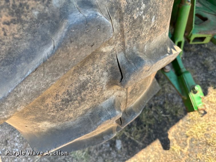 image for item NQ9632 2015 John Deere 5100 E MFWD tractor