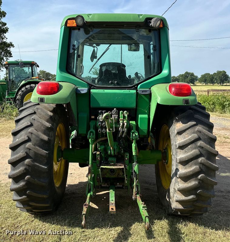 image for item NR9819 2004 John Deere 6420 MFWD tractor