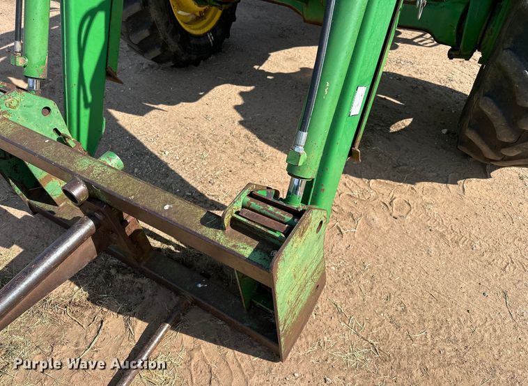 image for item NR9819 2004 John Deere 6420 MFWD tractor