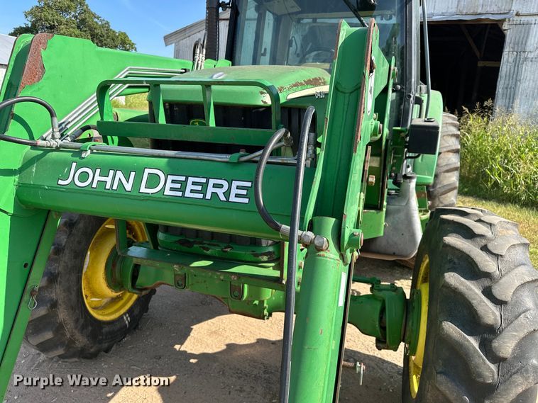 image for item NR9819 2004 John Deere 6420 MFWD tractor