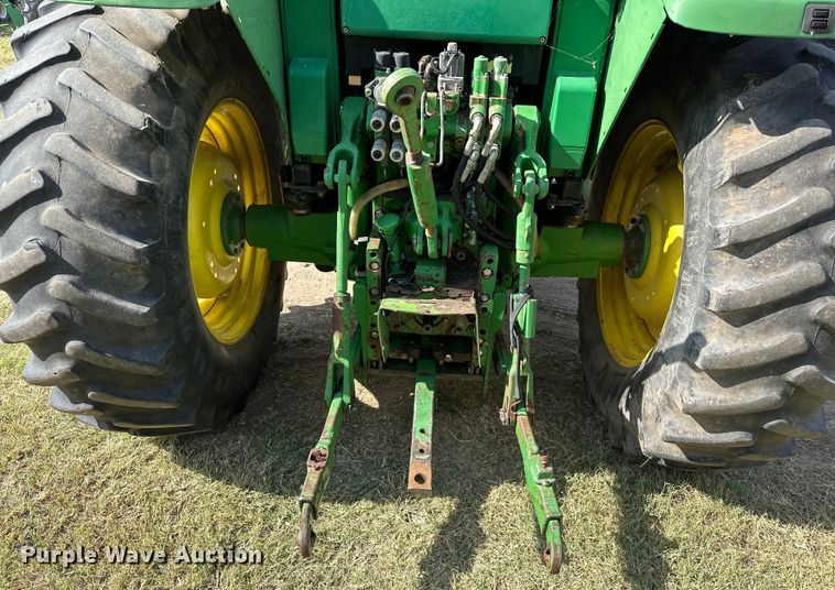 image for item NR9819 2004 John Deere 6420 MFWD tractor