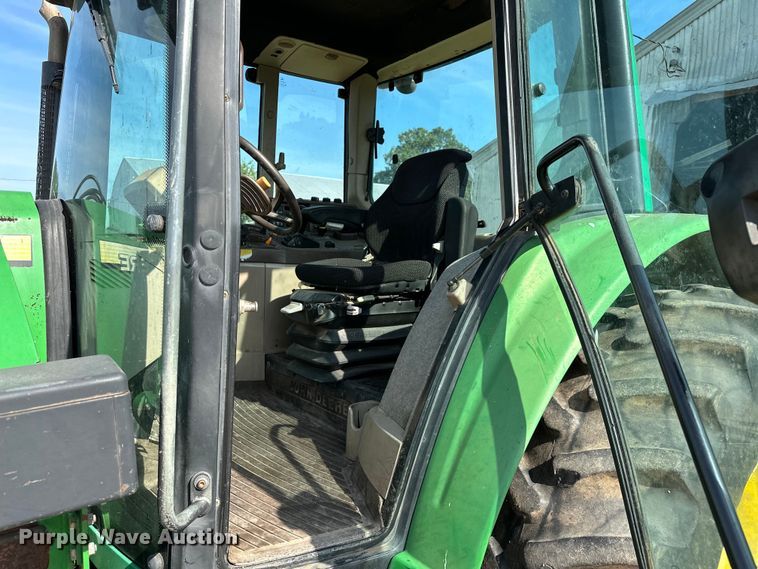 image for item NR9819 2004 John Deere 6420 MFWD tractor