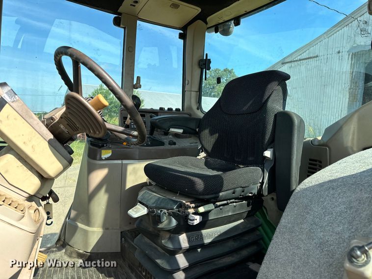 image for item NR9819 2004 John Deere 6420 MFWD tractor