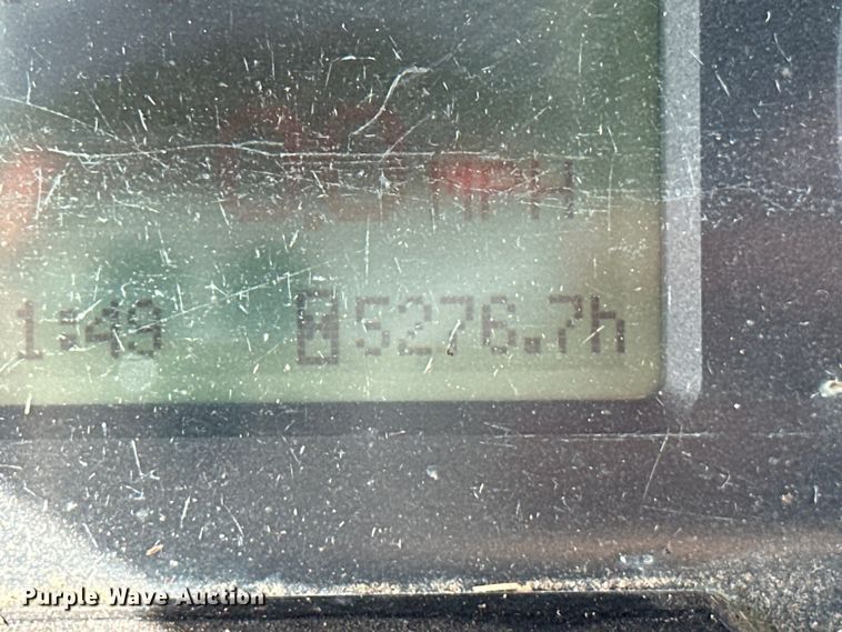 image for item NR9819 2004 John Deere 6420 MFWD tractor