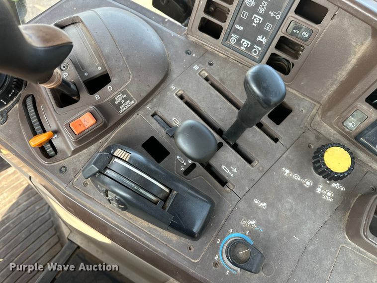 image for item NR9819 2004 John Deere 6420 MFWD tractor