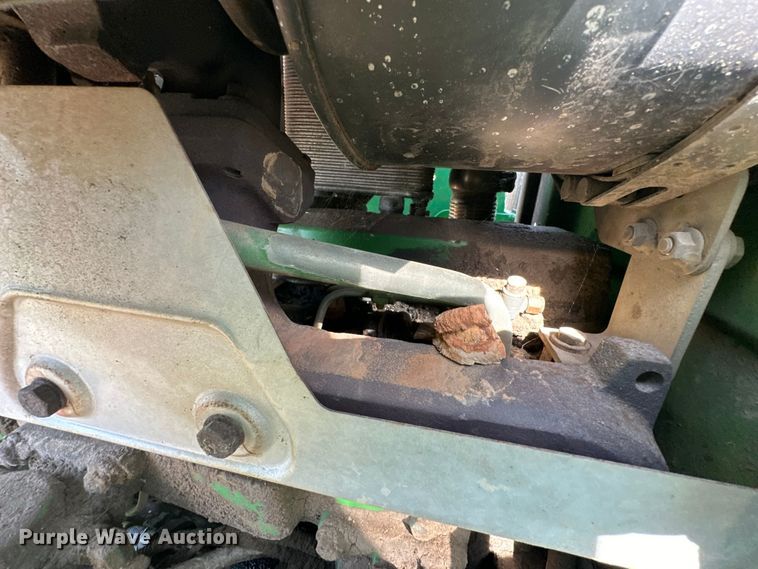 image for item NR9819 2004 John Deere 6420 MFWD tractor