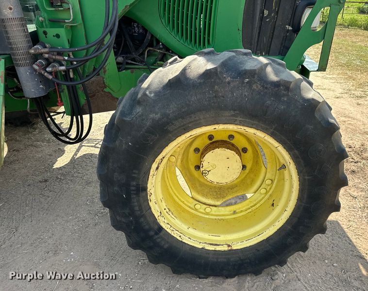 image for item NR9819 2004 John Deere 6420 MFWD tractor