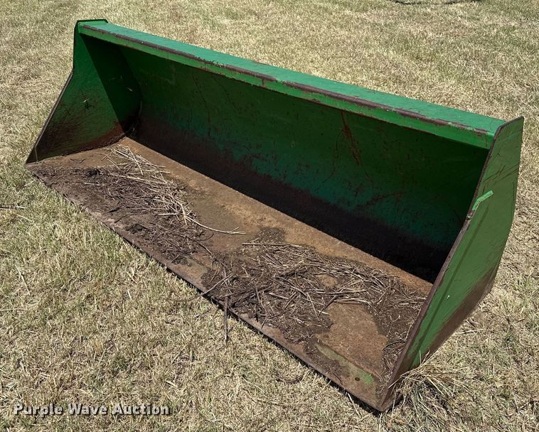 image for item NR9819 2004 John Deere 6420 MFWD tractor