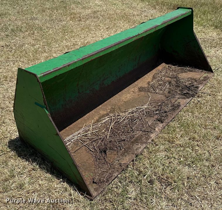 image for item NR9819 2004 John Deere 6420 MFWD tractor