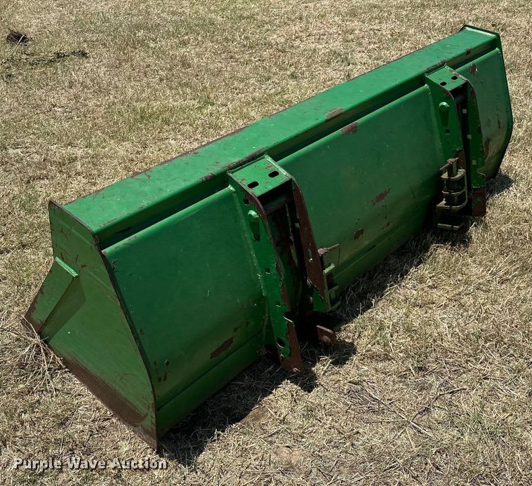 image for item NR9819 2004 John Deere 6420 MFWD tractor