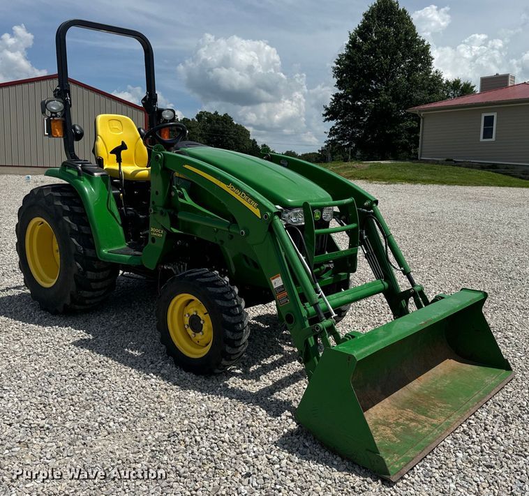 image for item OF9700 2013 John Deere 3520 MFWD tractor