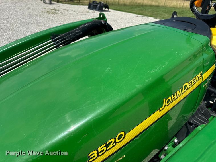 image for item OF9700 2013 John Deere 3520 MFWD tractor