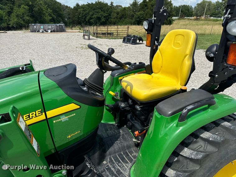 image for item OF9700 2013 John Deere 3520 MFWD tractor