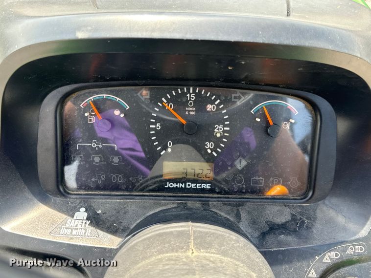 image for item OF9700 2013 John Deere 3520 MFWD tractor