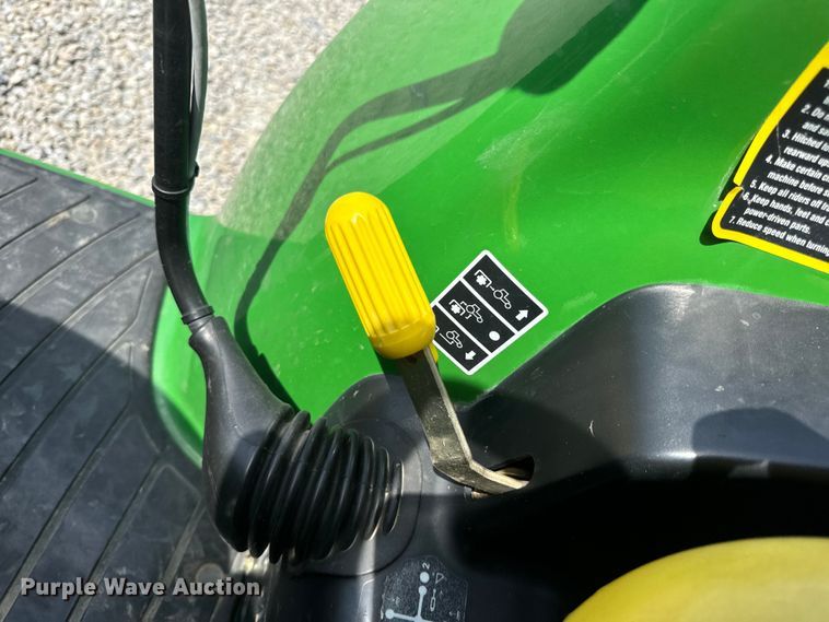 image for item OF9700 2013 John Deere 3520 MFWD tractor