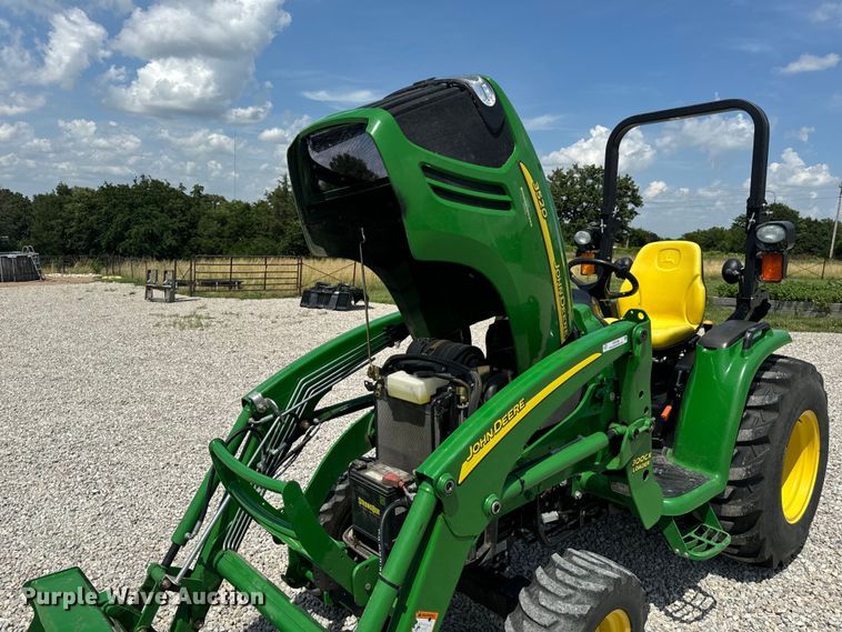 image for item OF9700 2013 John Deere 3520 MFWD tractor