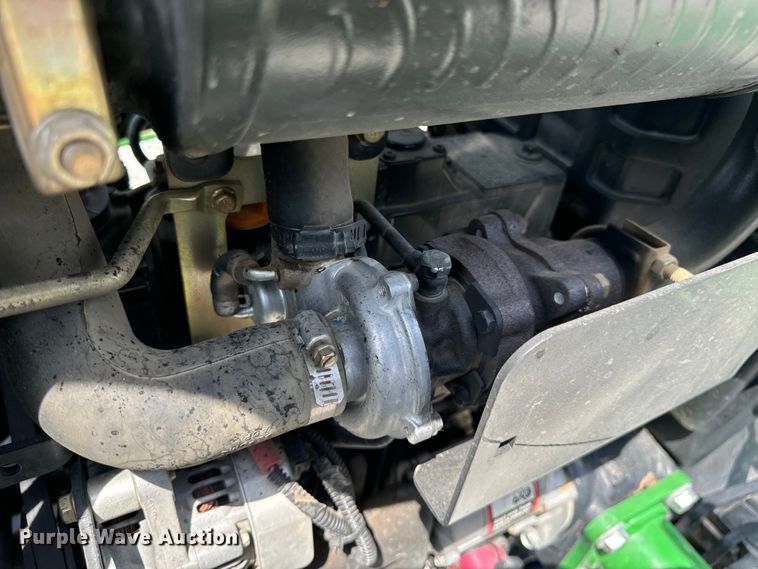 image for item OF9700 2013 John Deere 3520 MFWD tractor