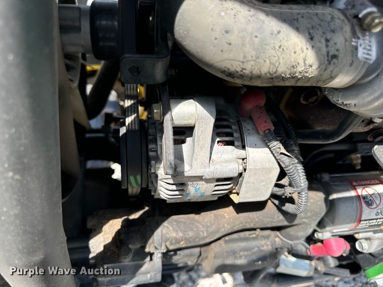 image for item OF9700 2013 John Deere 3520 MFWD tractor