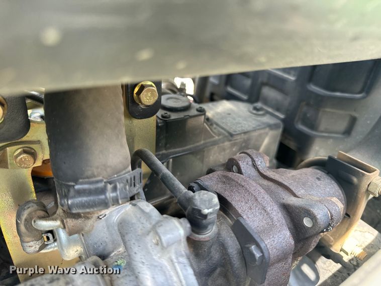 image for item OF9700 2013 John Deere 3520 MFWD tractor