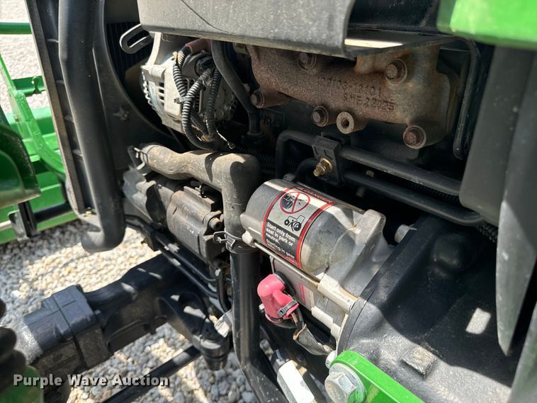 image for item OF9700 2013 John Deere 3520 MFWD tractor