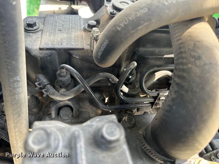 image for item OF9700 2013 John Deere 3520 MFWD tractor