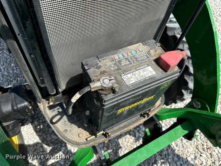 image for item OF9700 2013 John Deere 3520 MFWD tractor