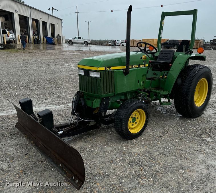 image for item OF9776 1994 John Deere 870 MFWD tractor