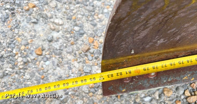 image for item OF9776 1994 John Deere 870 MFWD tractor