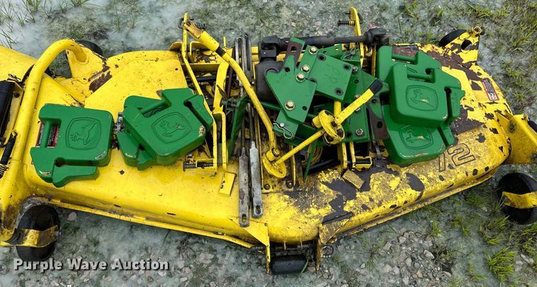 image for item OF9776 1994 John Deere 870 MFWD tractor