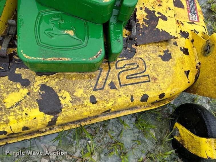 image for item OF9776 1994 John Deere 870 MFWD tractor