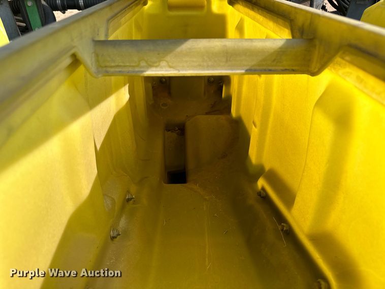 image for item OL9724 John Deere 1750 no-till planter