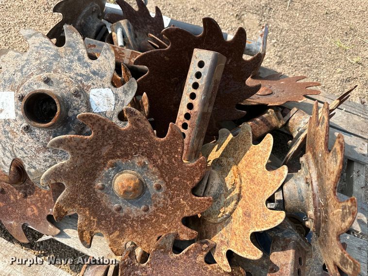 image for item OL9724 John Deere 1750 no-till planter