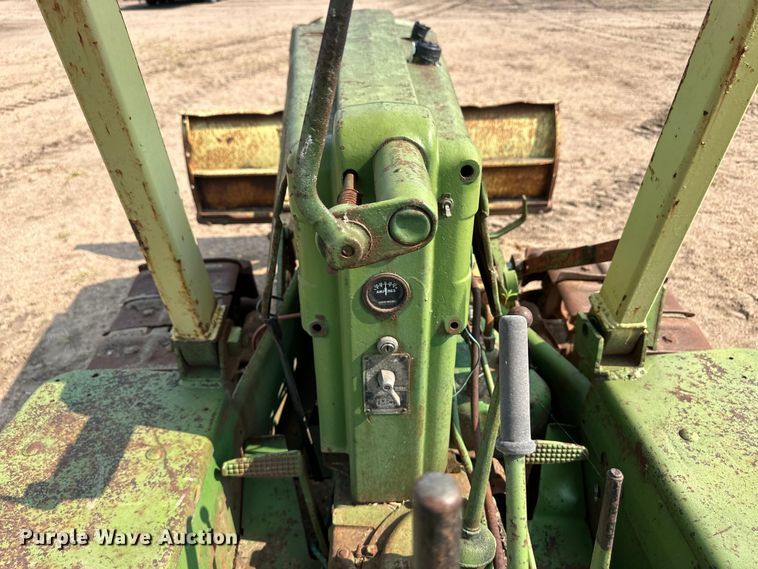 image for item OL9729 John Deere MC tractor