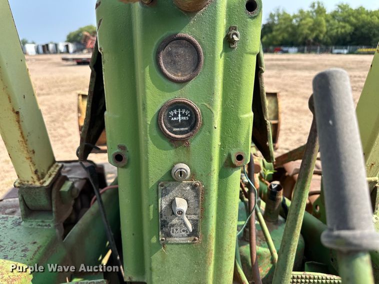 image for item OL9729 John Deere MC tractor