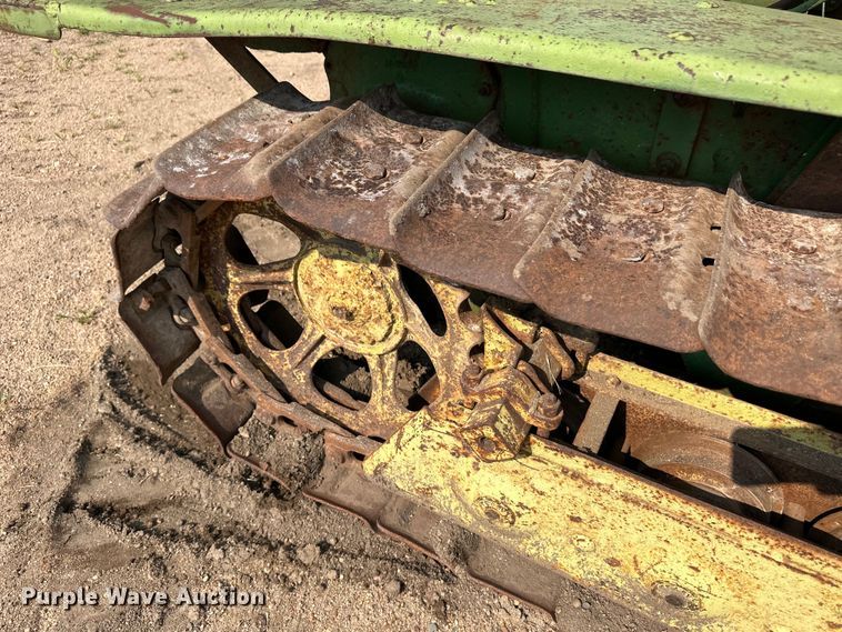 image for item OL9729 John Deere MC tractor