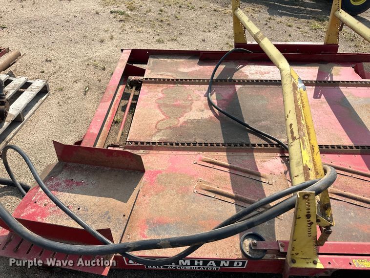 image for item OL9733 Farmhand bale accumulator